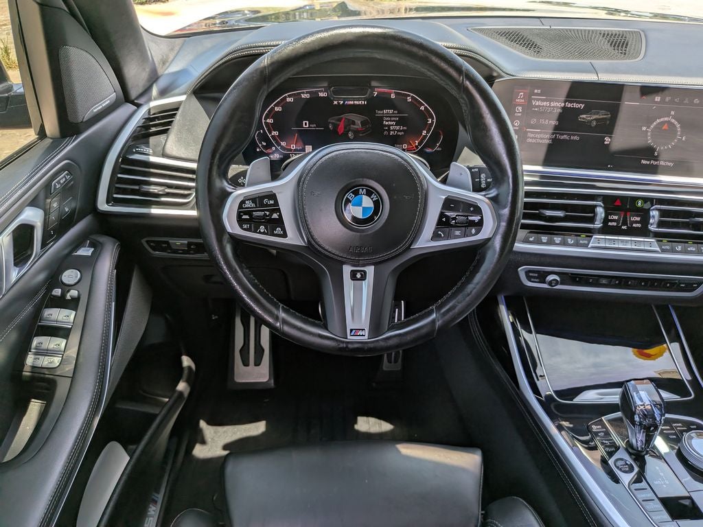 2022 BMW X7 M50i