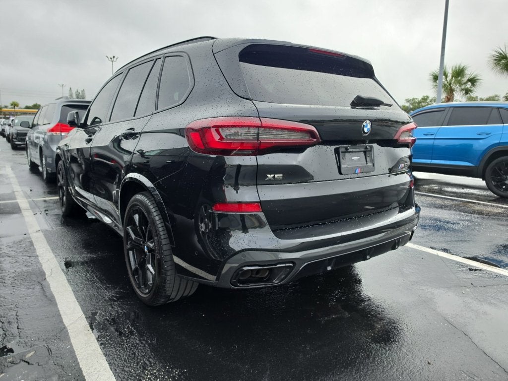 2021 BMW X5 M50i