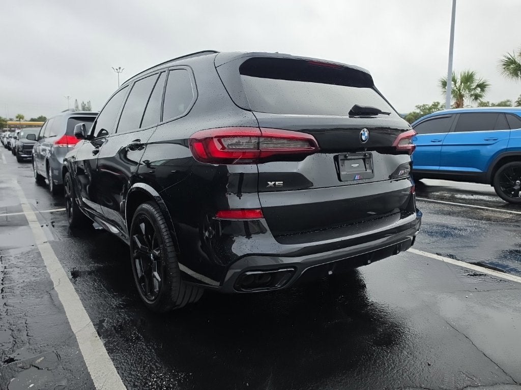 2021 BMW X5 M50i