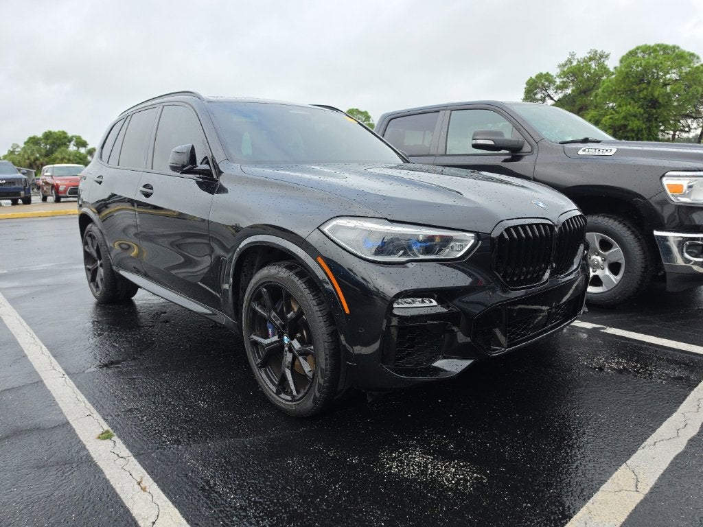 2021 BMW X5 M50i