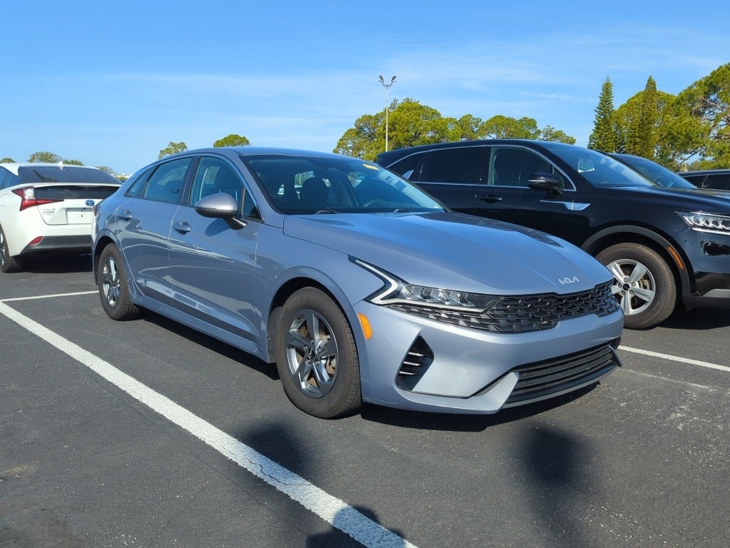 2022 Kia K5 LXS