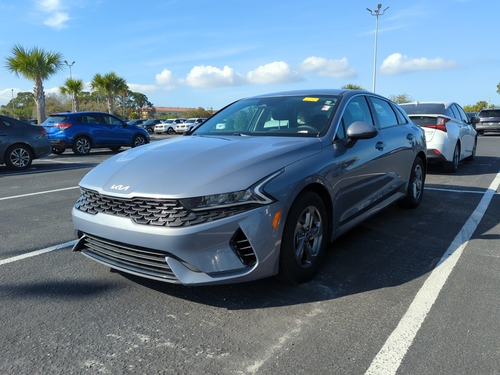 2022 Kia K5 LXS