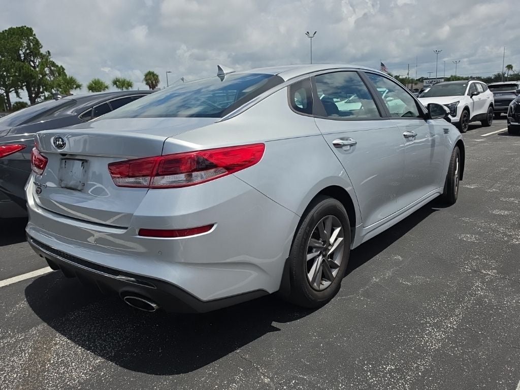 2020 Kia Optima LX
