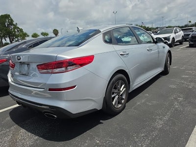 2020 Kia Optima LX