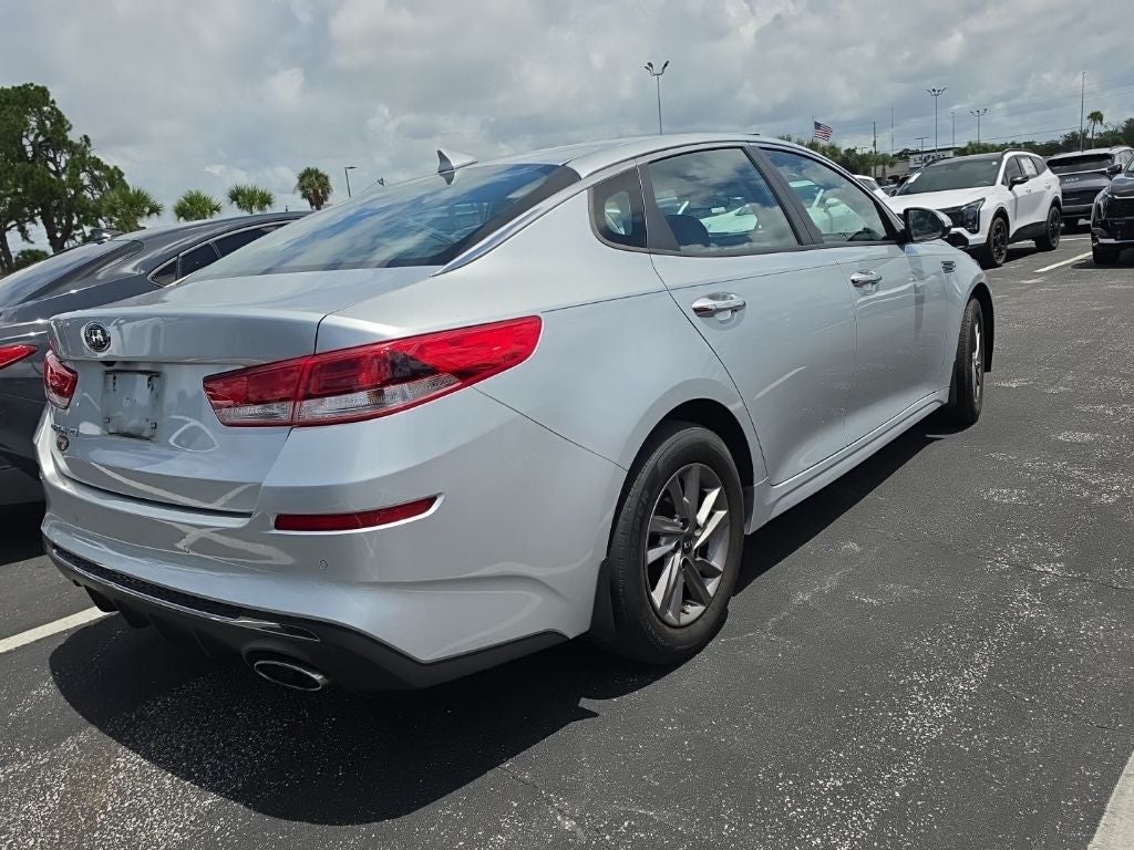 2020 Kia Optima LX