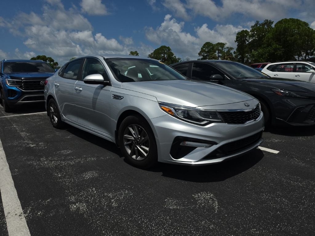 2020 Kia Optima LX