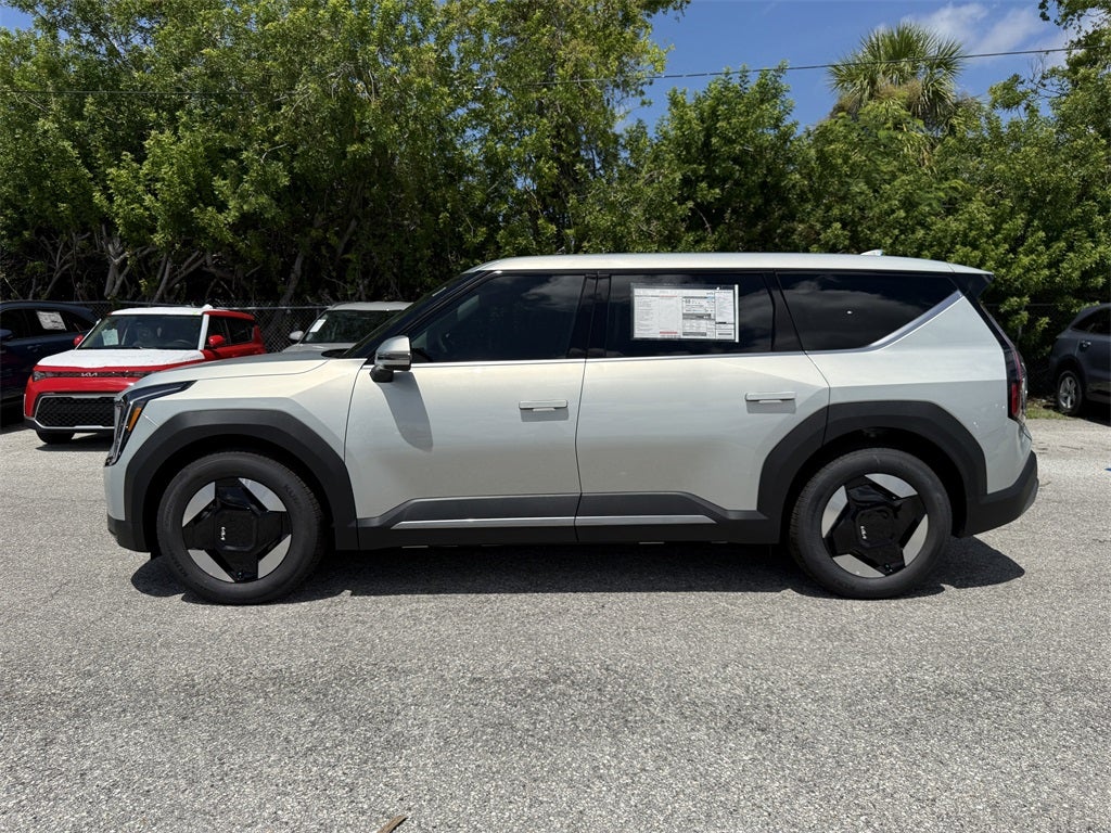 2026 Kia EV9 Light