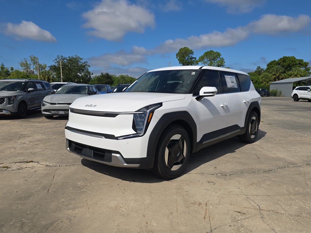 2026 Kia EV9 Light