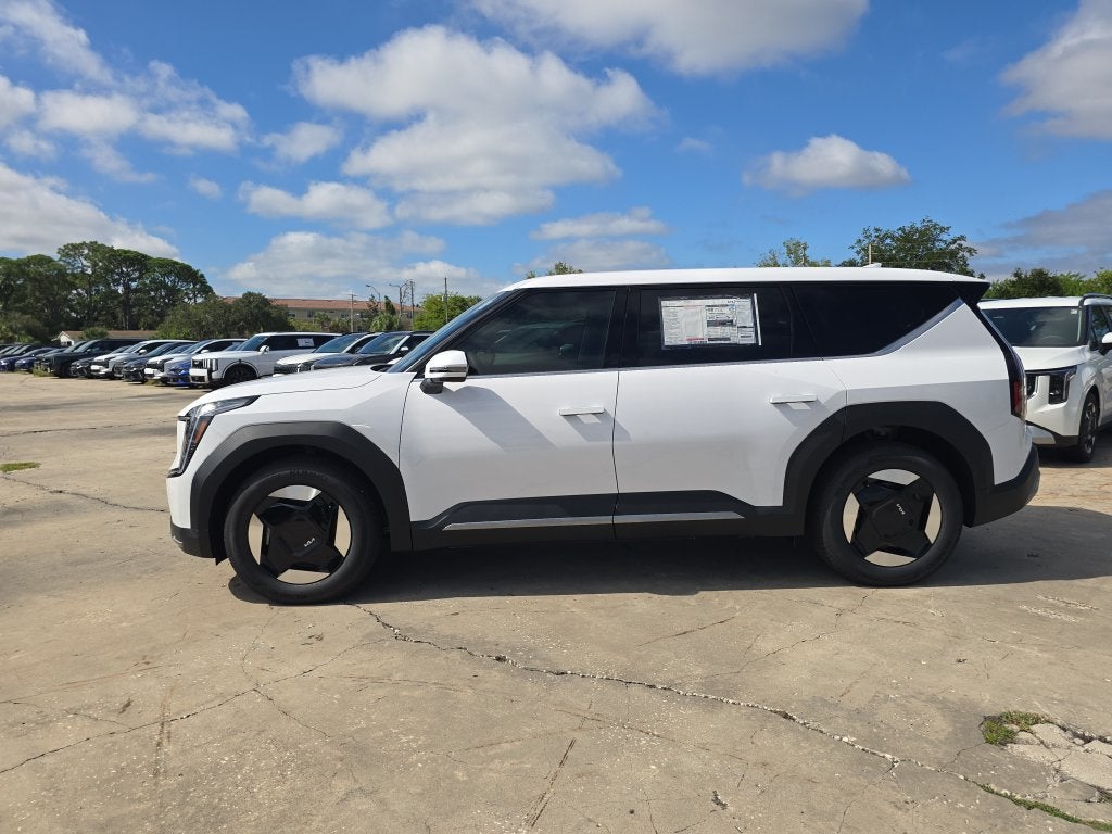 2026 Kia EV9 Light