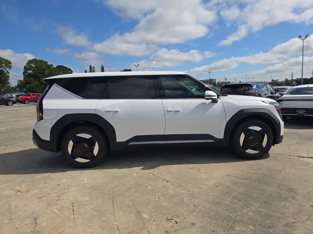 2026 Kia EV9 Light