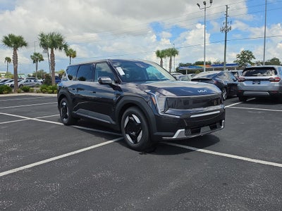 2026 Kia EV9 Light