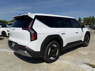 2026 Kia EV9 Light