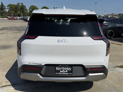 2026 Kia EV9 Light