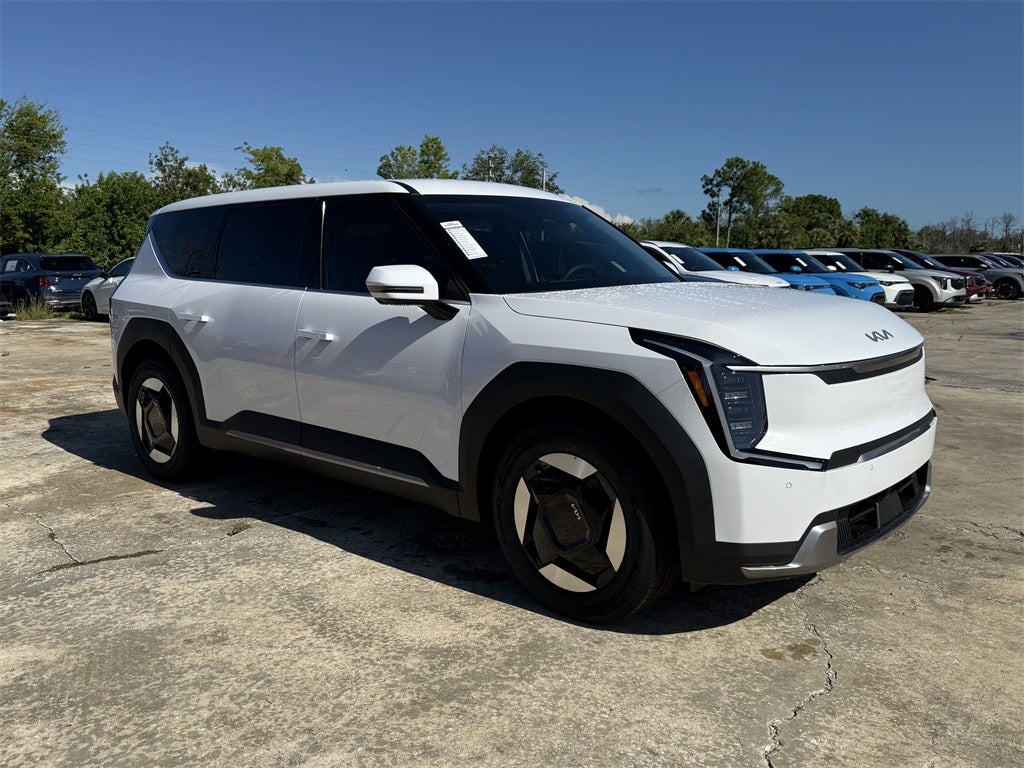 2026 Kia EV9 Light