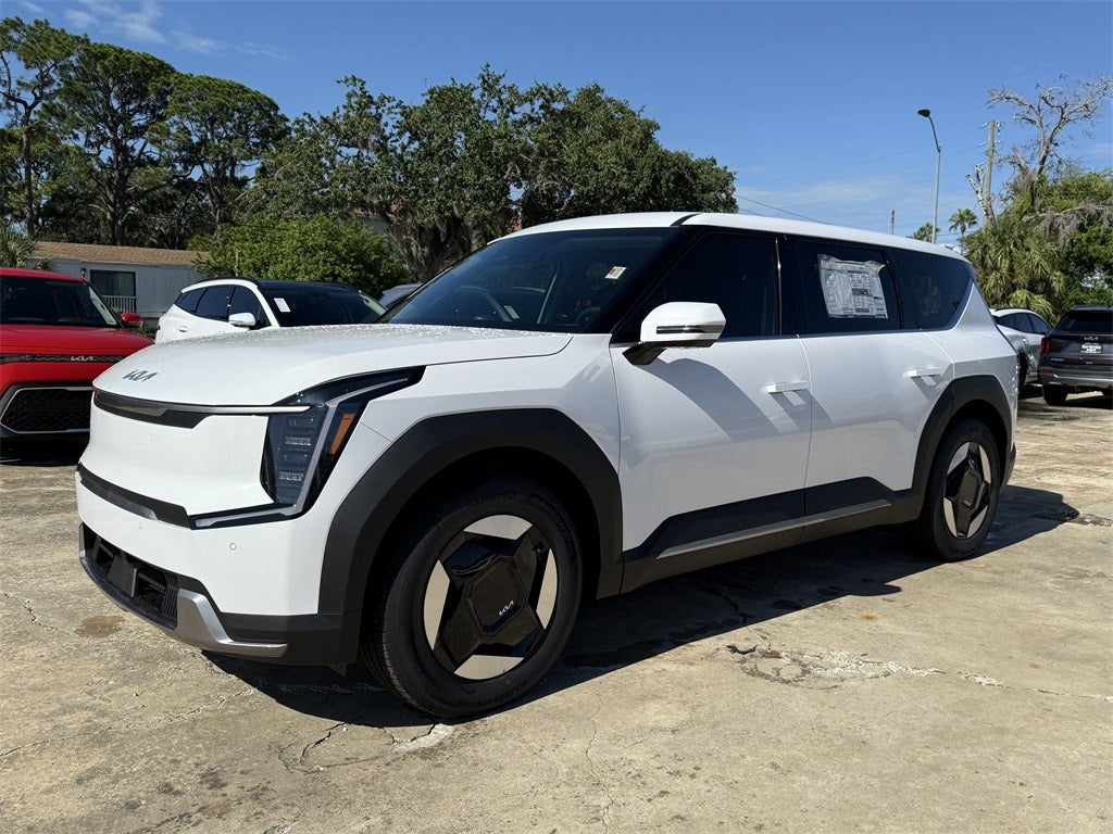 2026 Kia EV9 Light