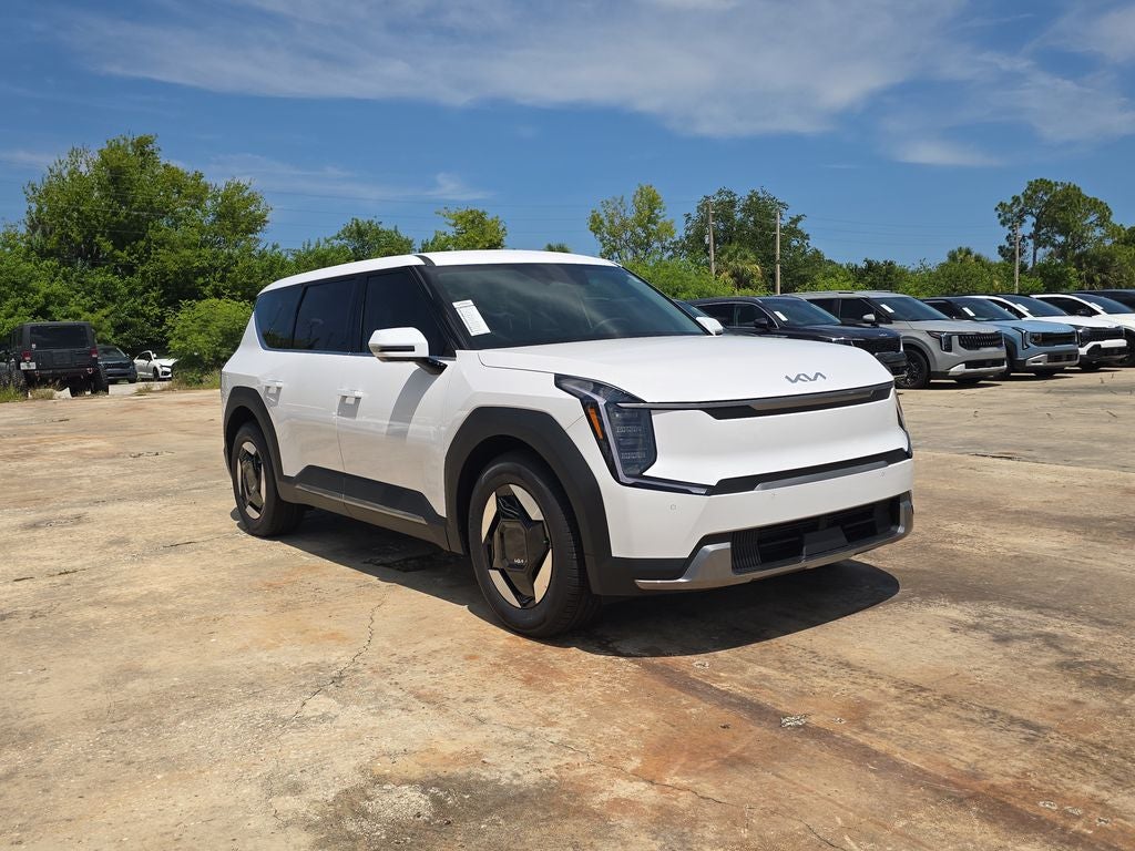 2026 Kia EV9 Light