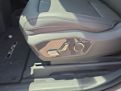 2026 Kia EV9 Light