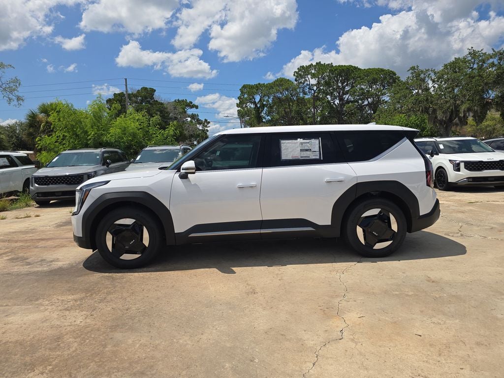 2026 Kia EV9 Light