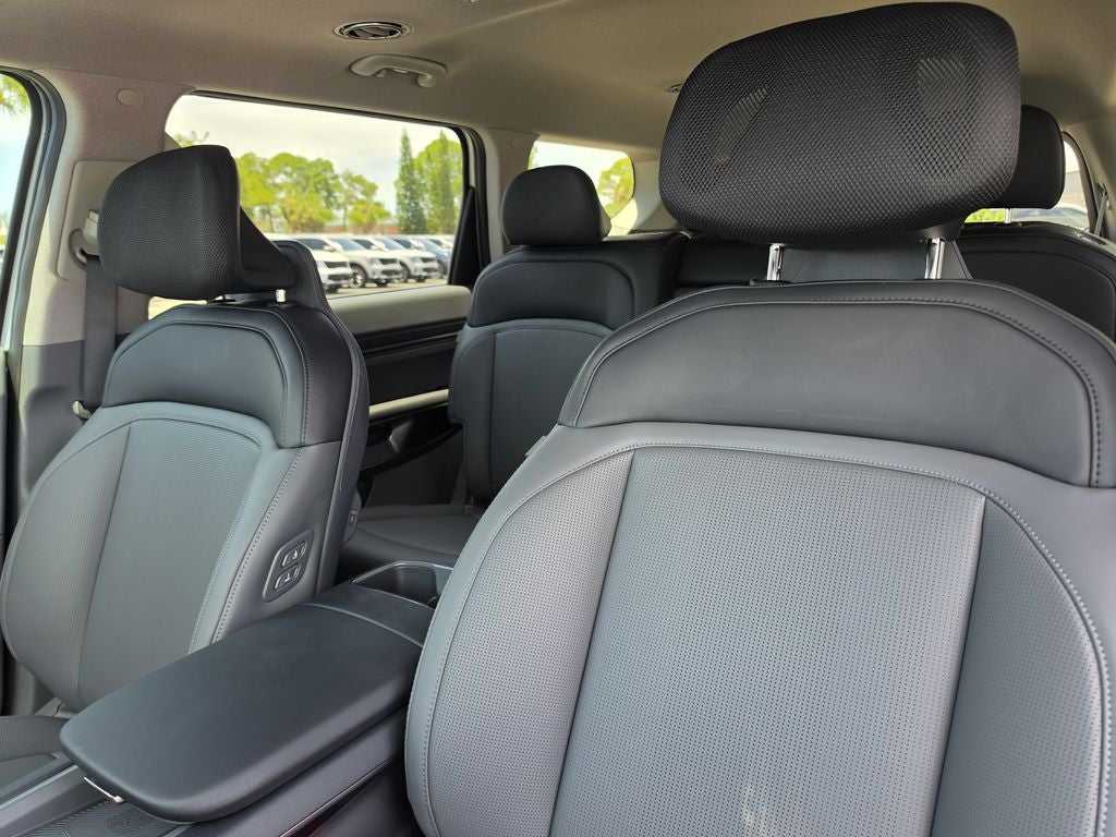 2026 Kia EV9 Light Long Range