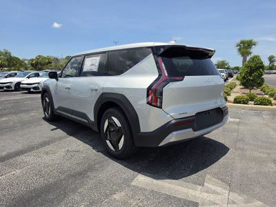 2026 Kia EV9 Light Long Range