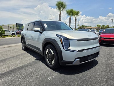 2026 Kia EV9 Light Long Range