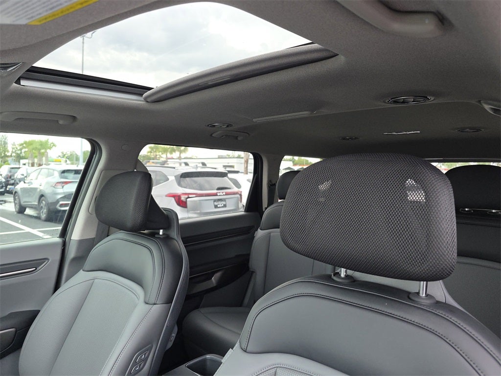 2026 Kia EV9 Light Long Range