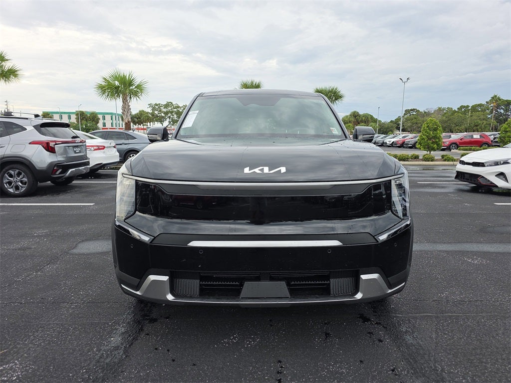 2026 Kia EV9 Light Long Range