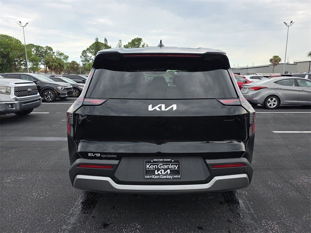 2026 Kia EV9 Light Long Range
