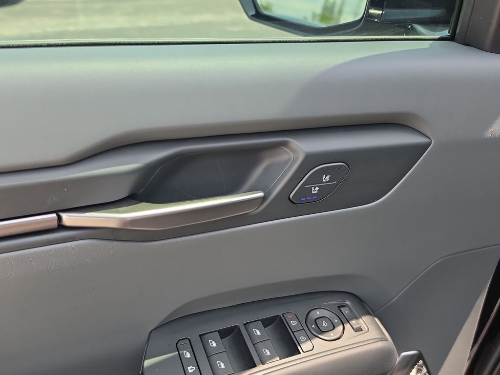 2026 Kia EV9 Light Long Range