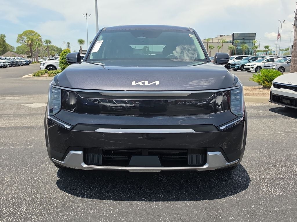 2026 Kia EV9 Light Long Range