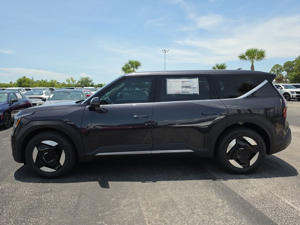 2026 Kia EV9 Light Long Range