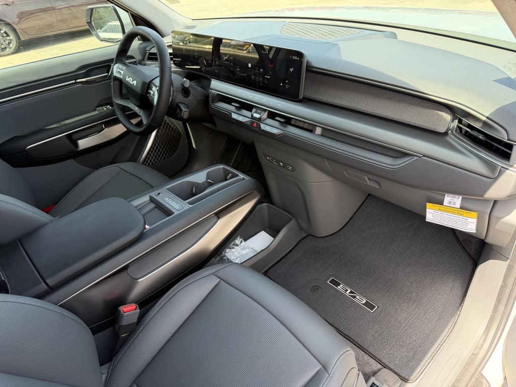 2026 Kia EV9 Light Long Range