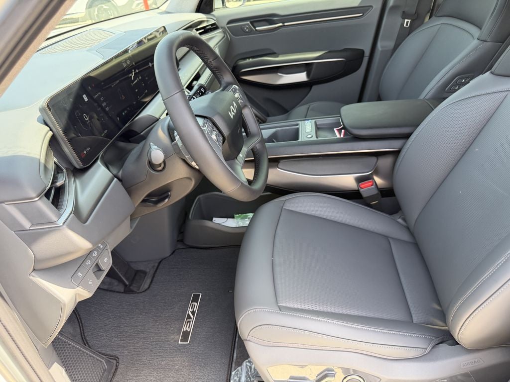 2026 Kia EV9 Light Long Range