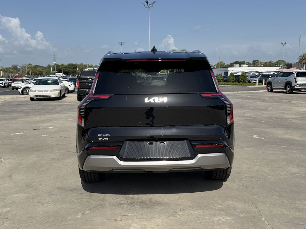 2026 Kia EV9 Land