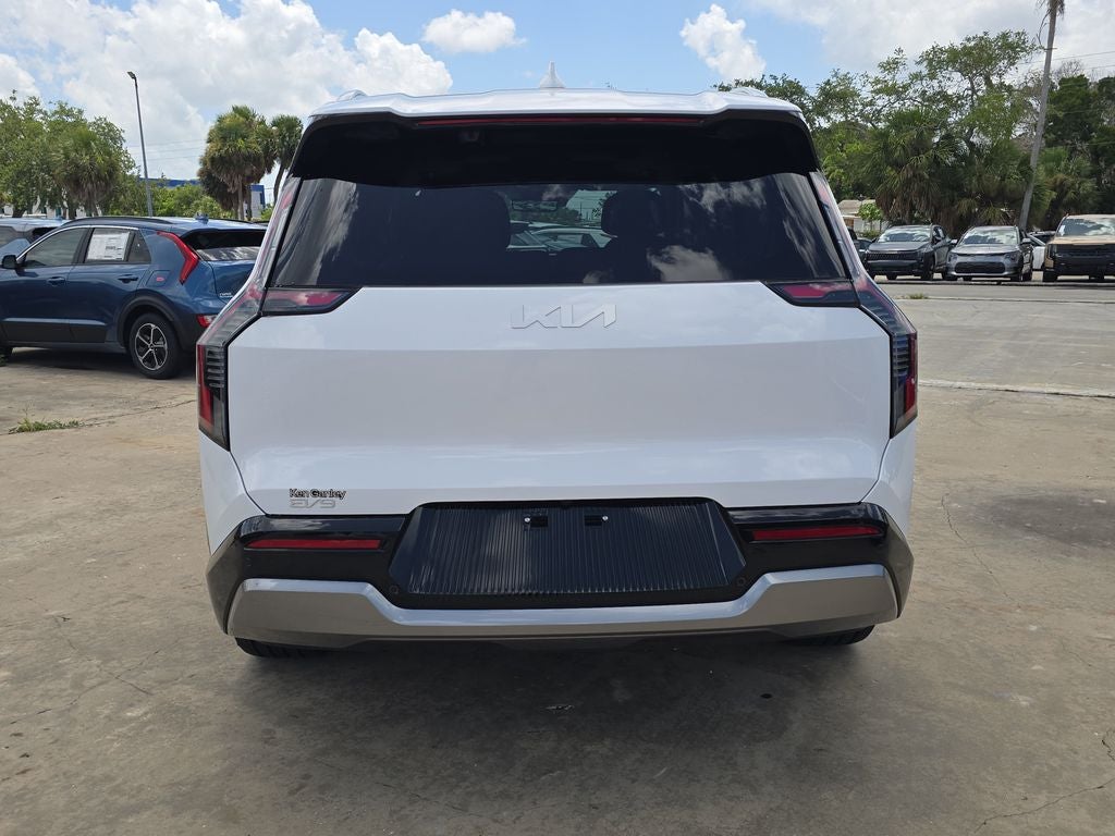 2026 Kia EV9 Land