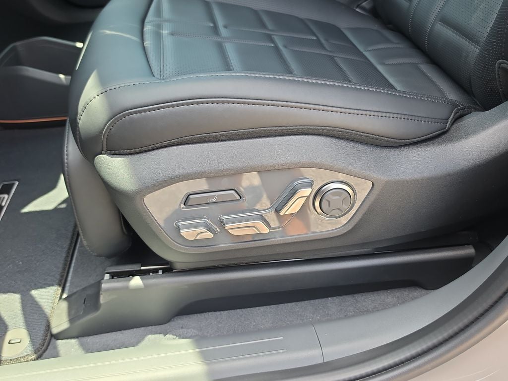 2026 Kia EV9 Land