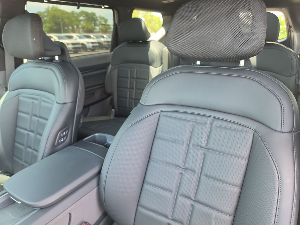 2026 Kia EV9 Land