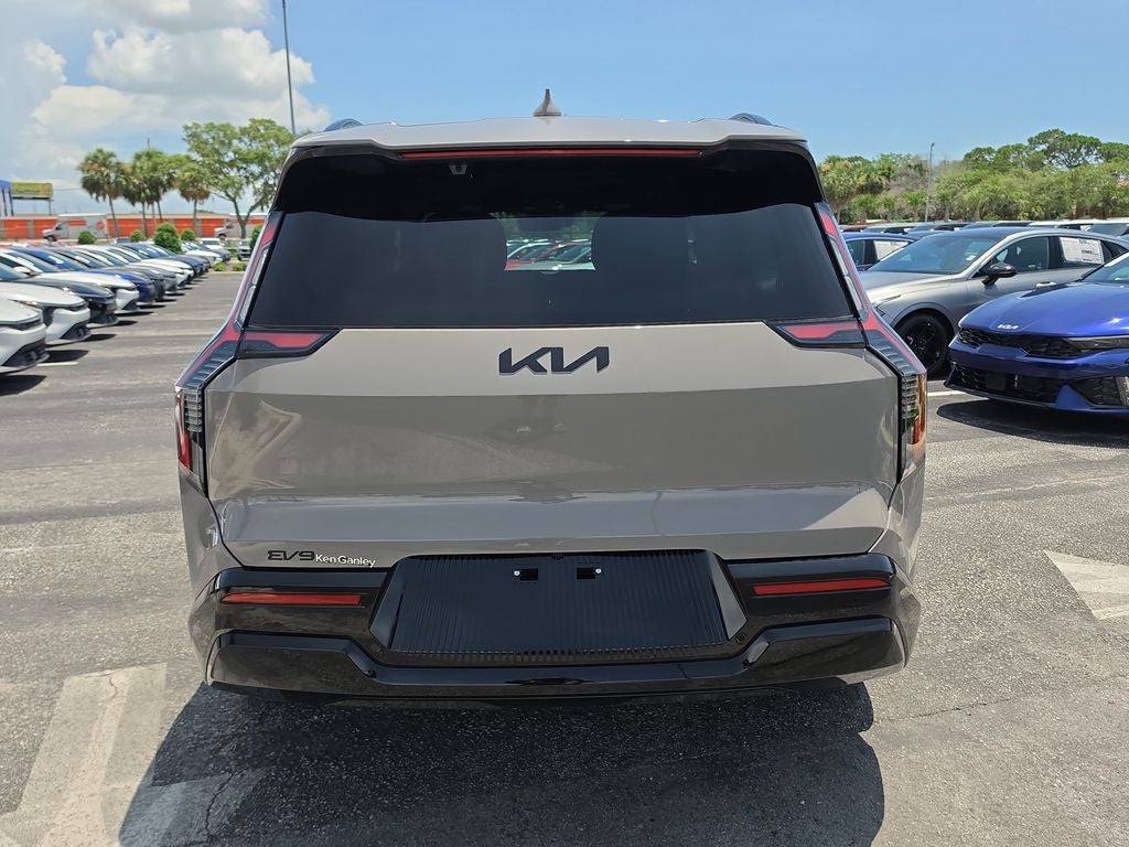 2026 Kia EV9 Land