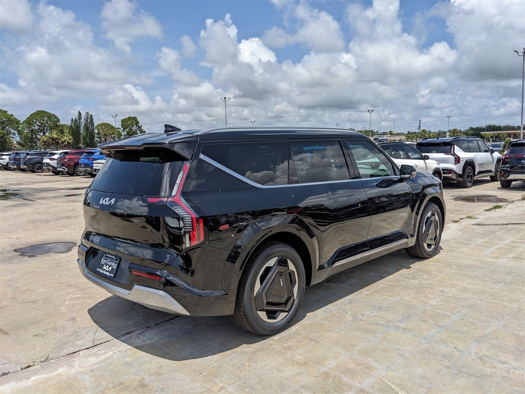 2026 Kia EV9 Land