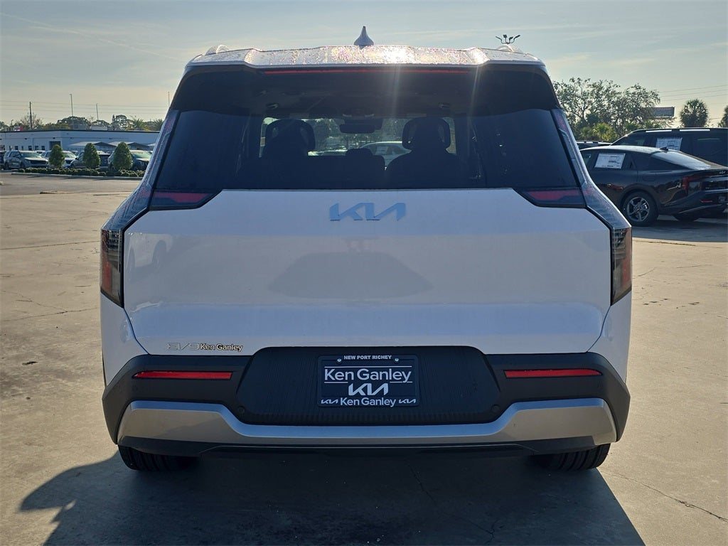 2026 Kia EV9 Wind