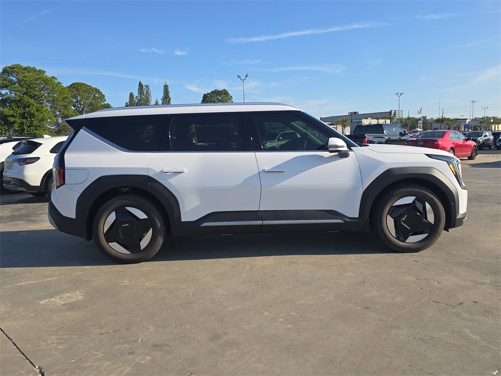 2026 Kia EV9 Wind