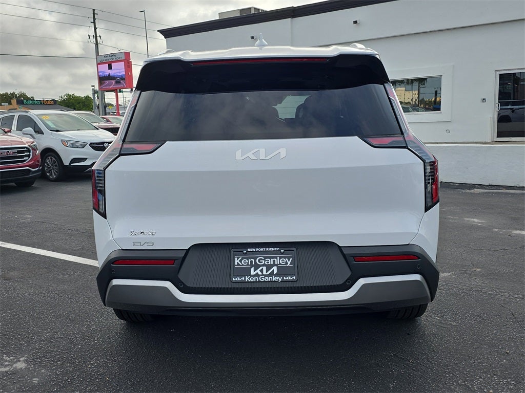 2026 Kia EV9 Wind