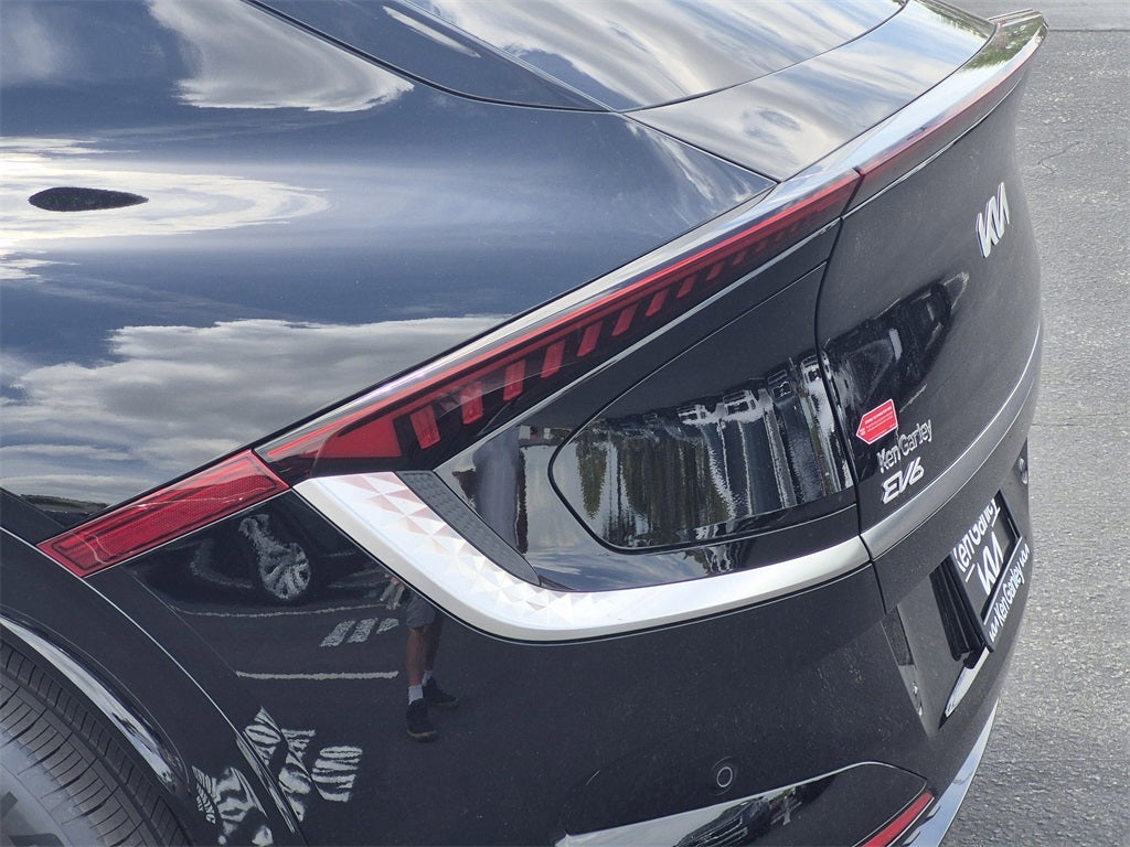 2025 Kia EV6 Wind