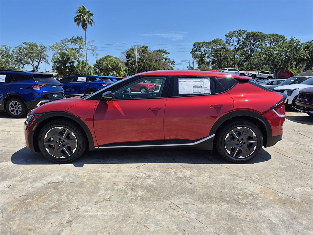 2025 Kia EV6 Light