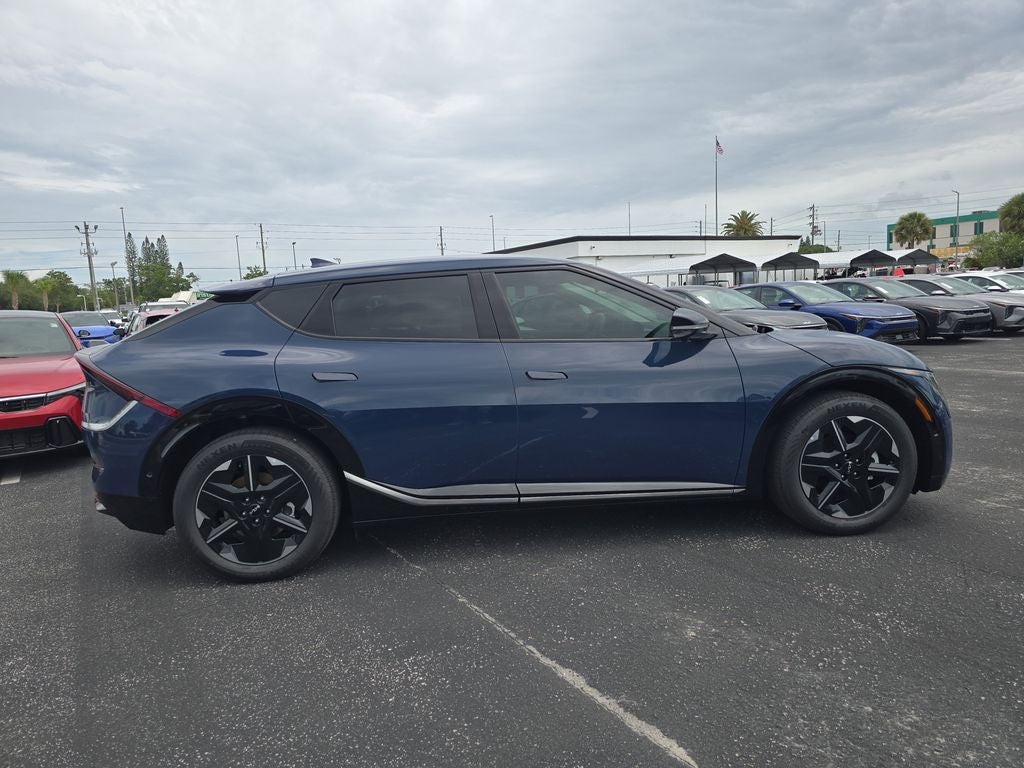 2026 Kia EV6 Wind