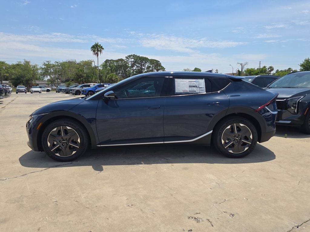 2026 Kia EV6 Light