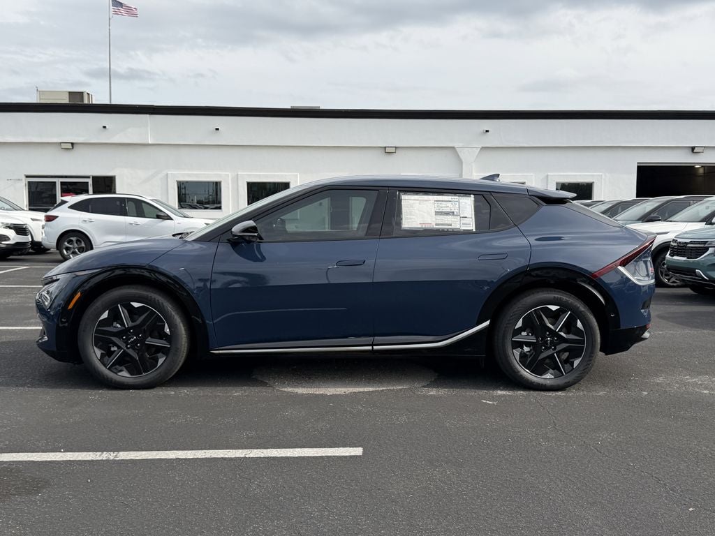 2026 Kia EV6 Wind