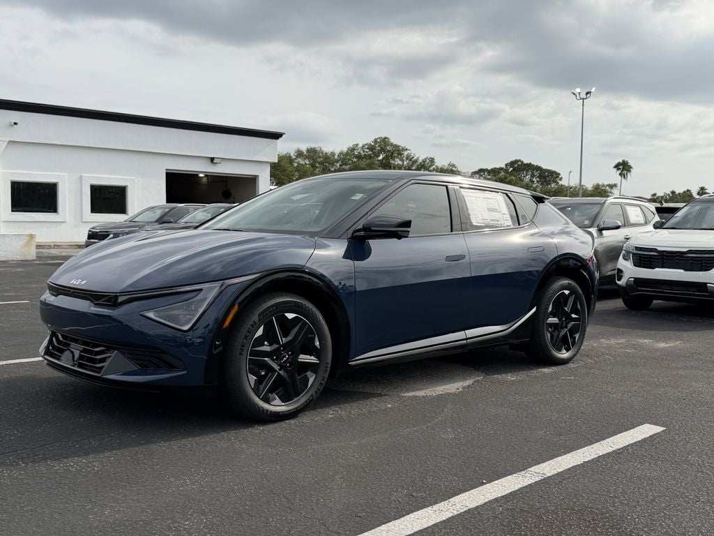 2026 Kia EV6 Wind