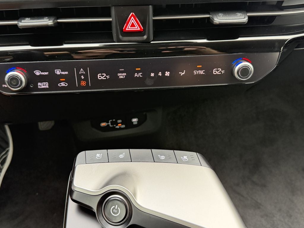 2026 Kia EV6 Wind