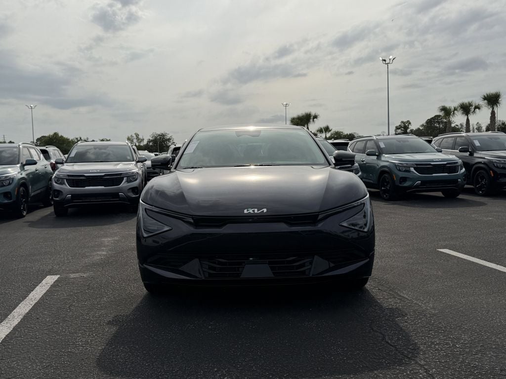 2026 Kia EV6 Wind